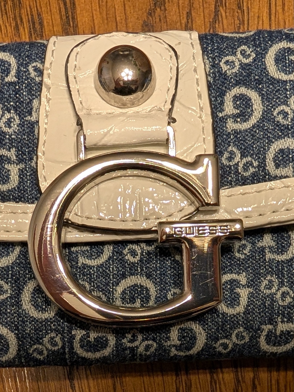 Guess Navy Denim Logo Wristlet and Wallet with White Trim - Picture 6 of 9